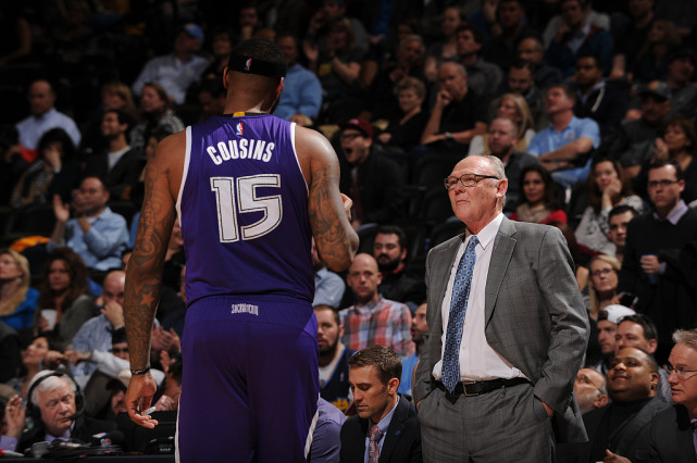 侧翼手递手 侧翼手递手